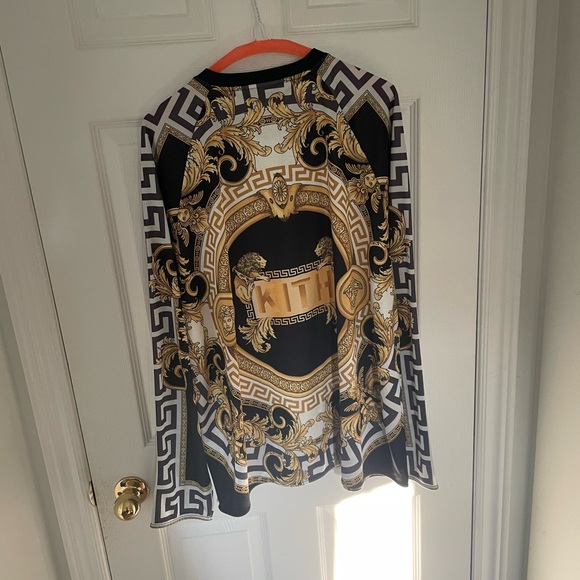Kith x Versace Crewneck - Picture 3 of 4